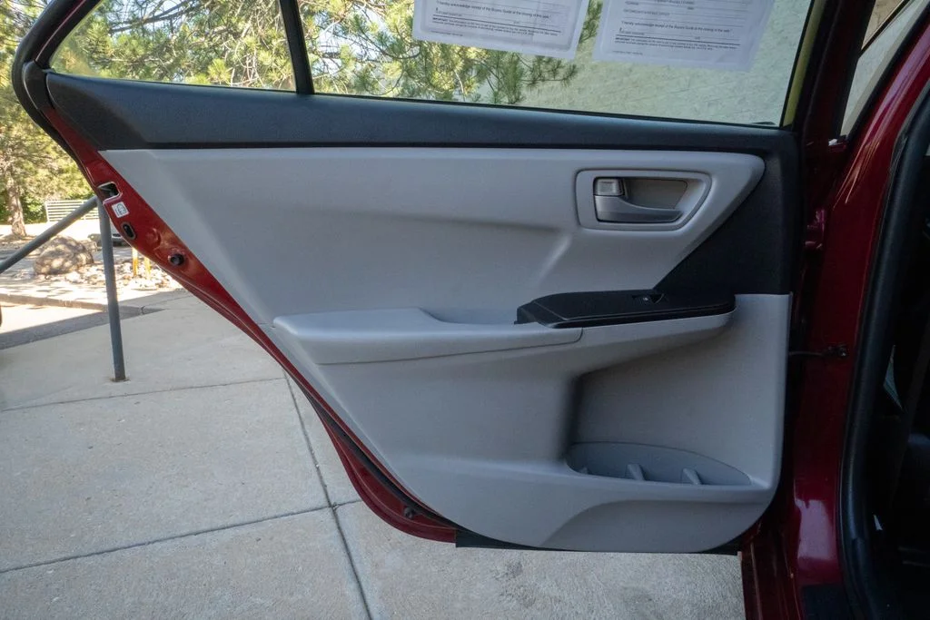 Used 2015 Red Toyota SE image 15