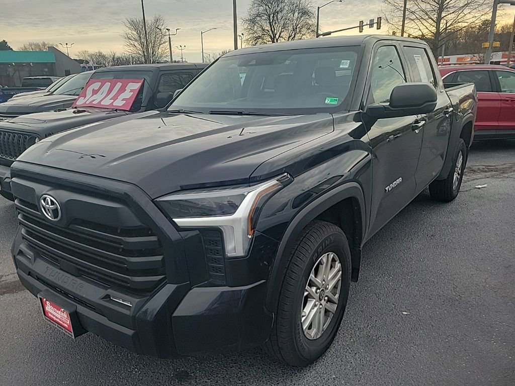 2022 Toyota Tundra SR5