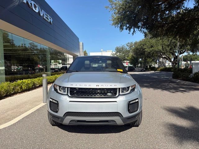 Used 2019 Silver Land Rover SE image 2