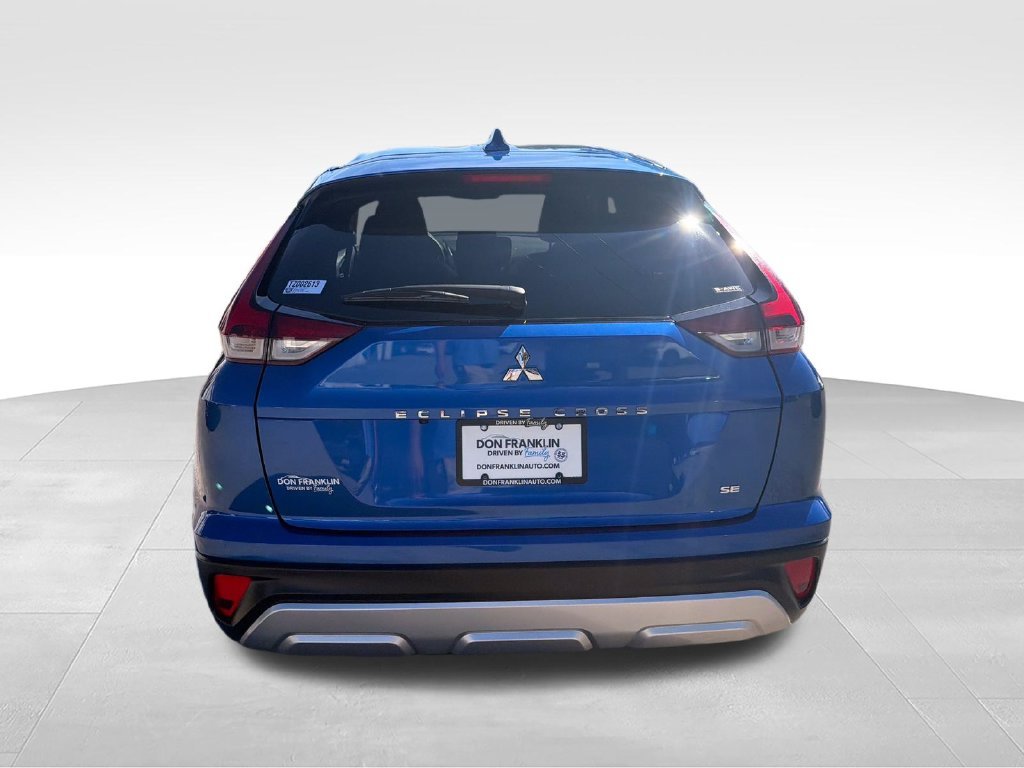 Used 2026 Blue Mitsubishi SE image 4