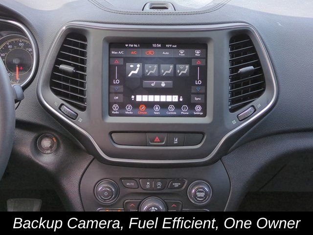 Used 2022 Gray Jeep Latitude Lux image 18