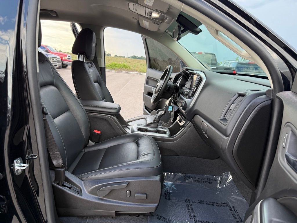 Used 2021 Black Chevrolet ZR2 image 18