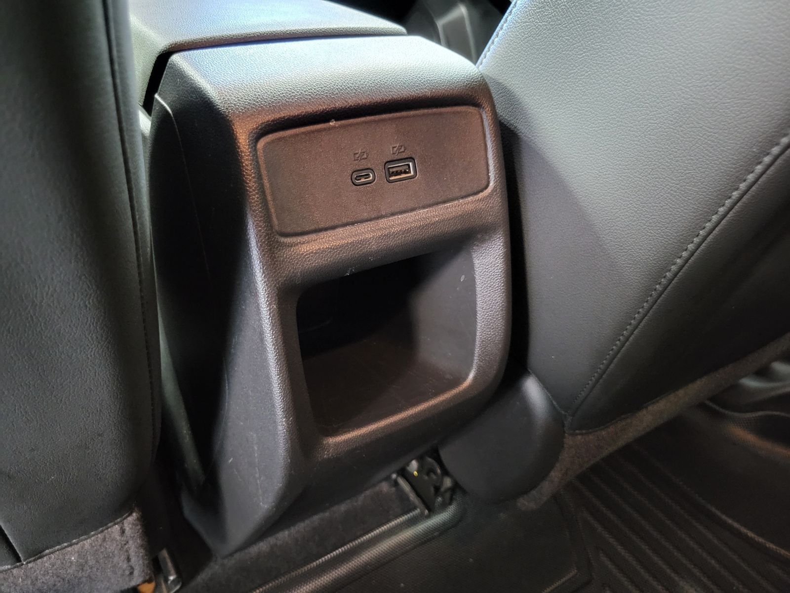 Used 2024 Red Chevrolet ACTIV image 28