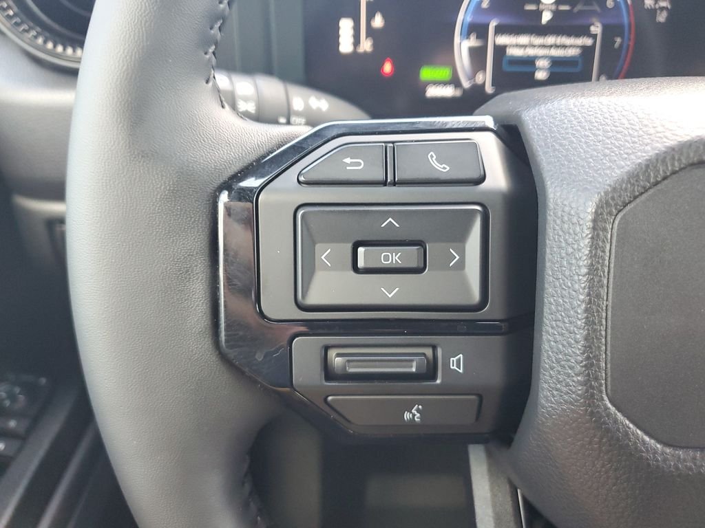 Certified Used 2025  Toyota 1958 image 19