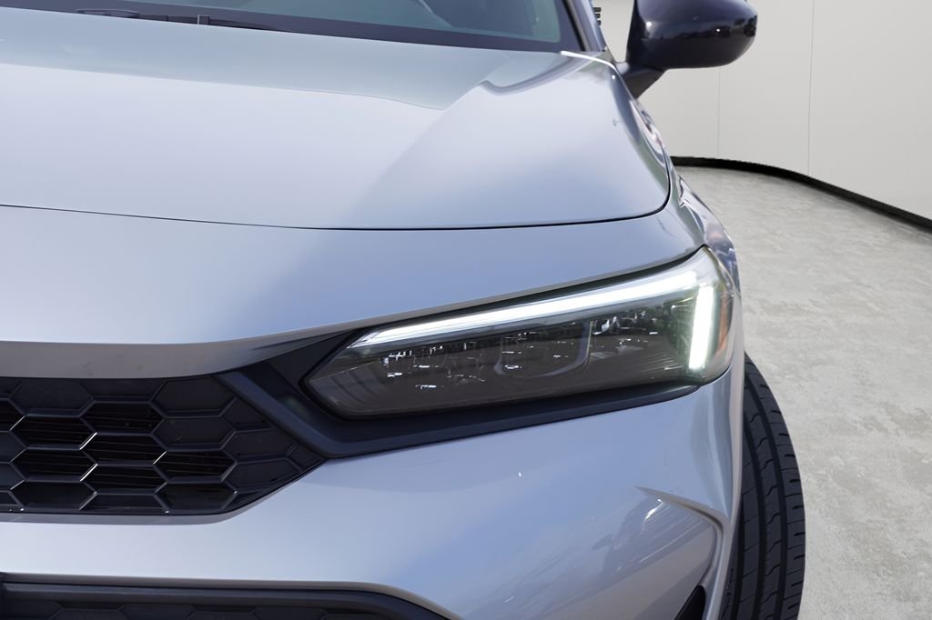 Used 2025 Solar Silver Metallic Honda Sport image 4
