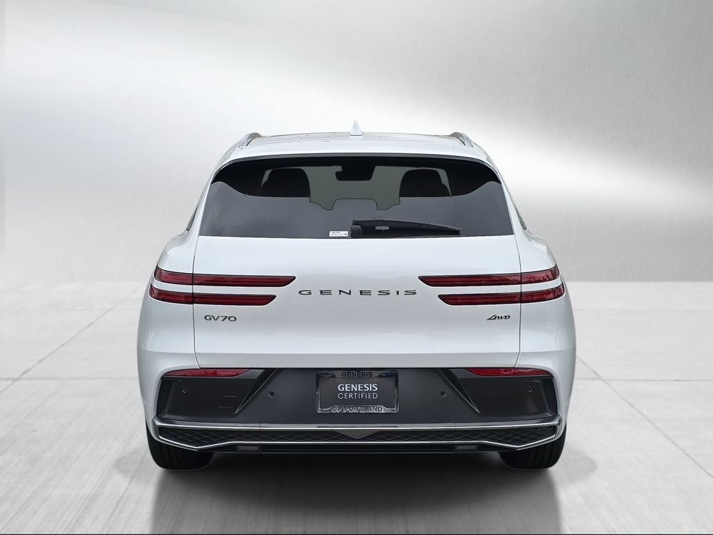 Used 2026 White Genesis 2.5T Select image 4