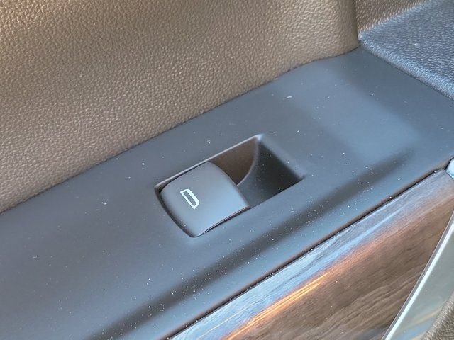 2022 Chevrolet Silverado 1500 Limited LTZ - Photo 13