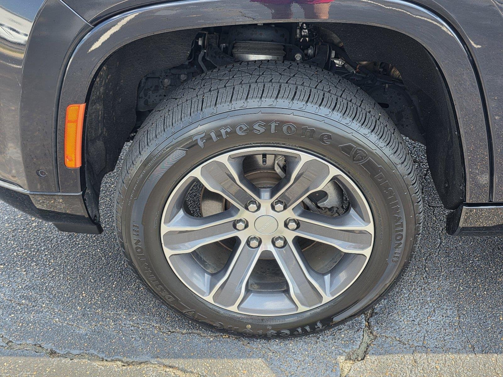 Used 2024 Midnight Sky Jeep 4x4 image 34