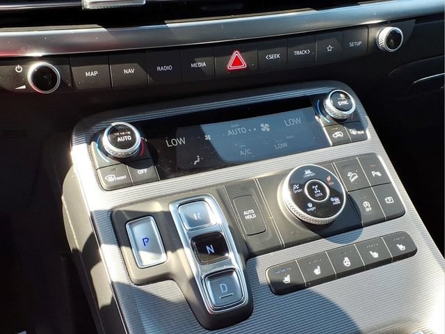 Used 2024  Hyundai Calligraphy image 8