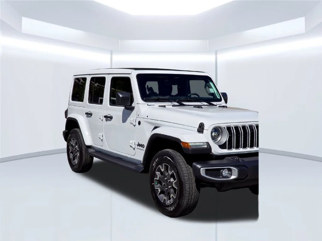 New 2027 White/off-white Jeep Sahara image 39