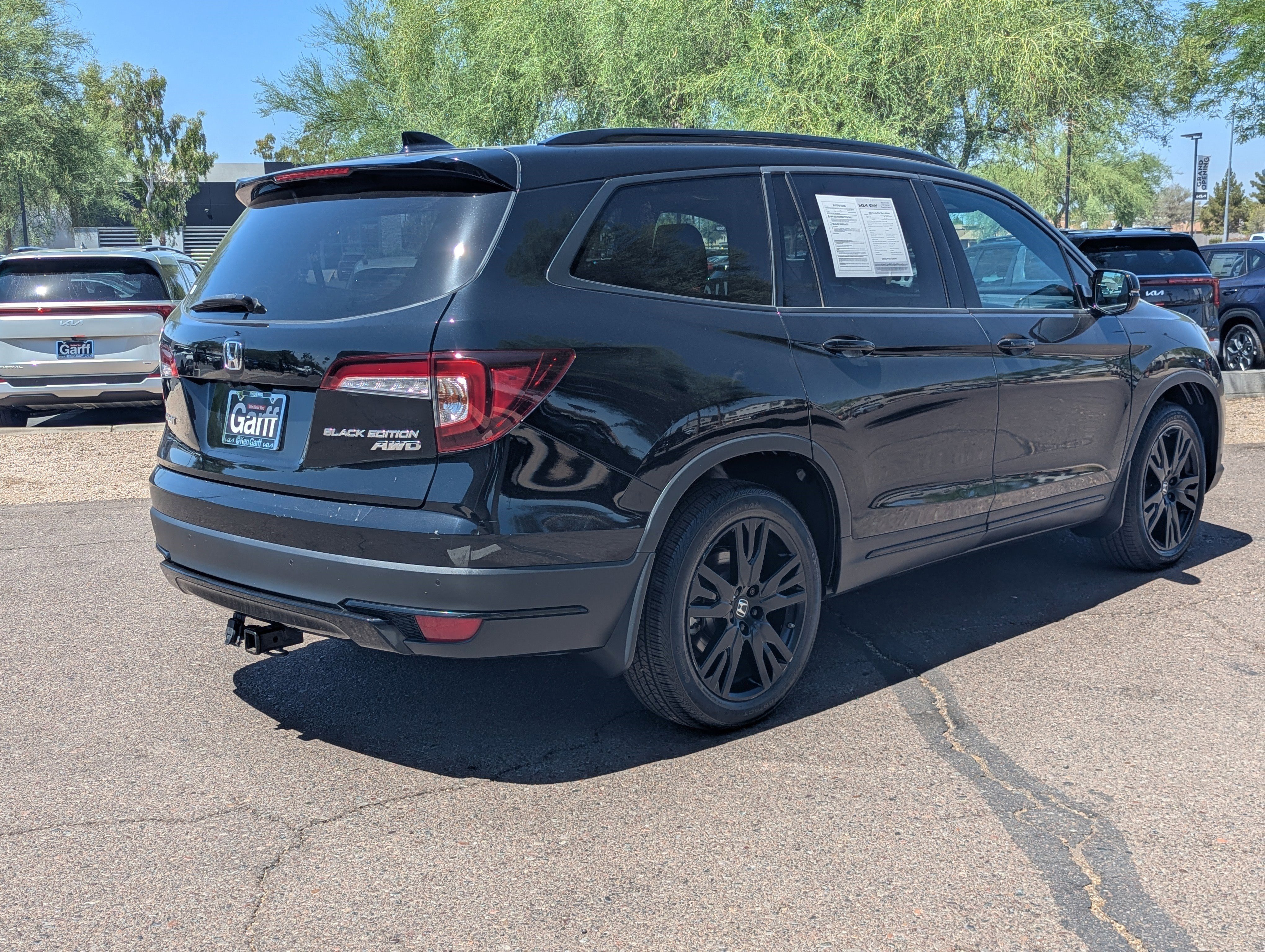 Used 2022 Crystal Black Pearl Honda Black Edition image 3