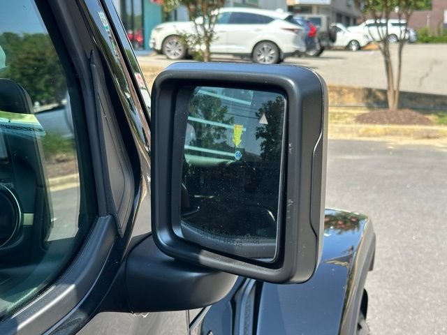 2025 Jeep Wrangler 4-Door Sahara - Photo 11