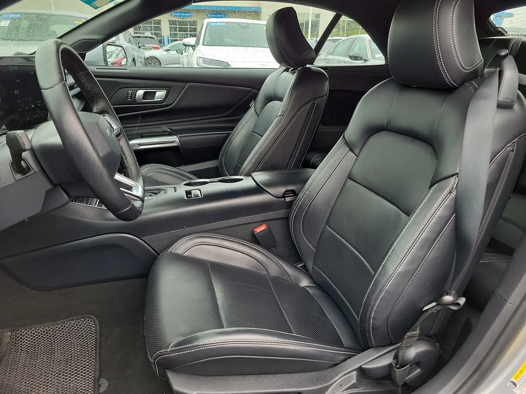 Used 2024 Iconic Silver Ford EcoBoost Premium image 9