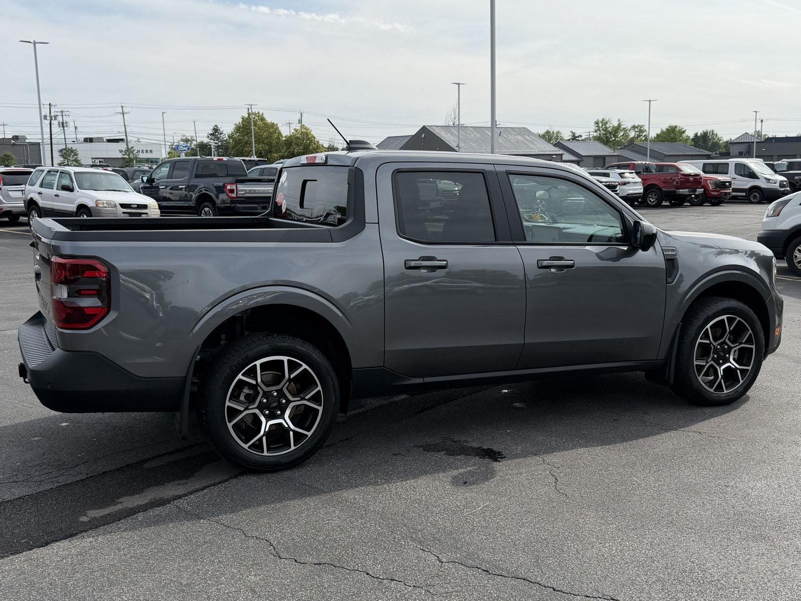 Used 2025 Carbonized Gray Metallic Ford  image 4