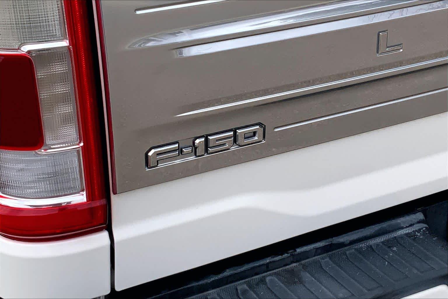 Used 2021 Star White Metallic Tri-Coat Ford Limited image 10