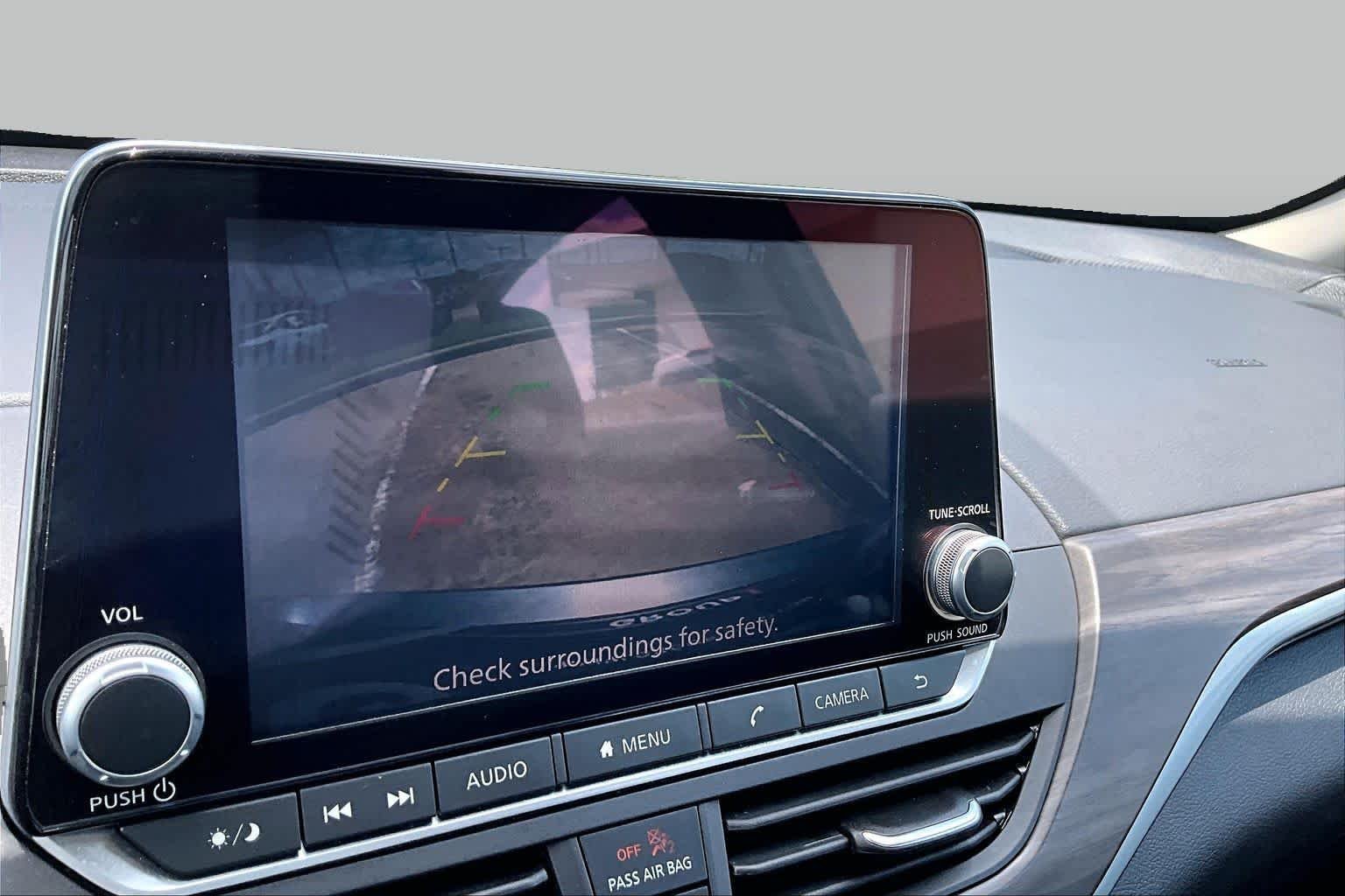 Used 2025 Gun Metallic Nissan SV image 25