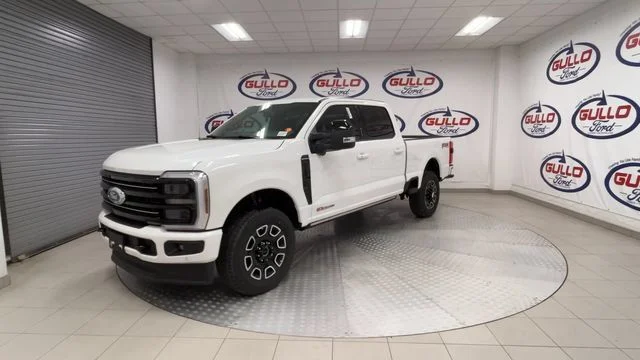 New 2026 Star White Metallic Tri-Coat Ford Platinum image 6