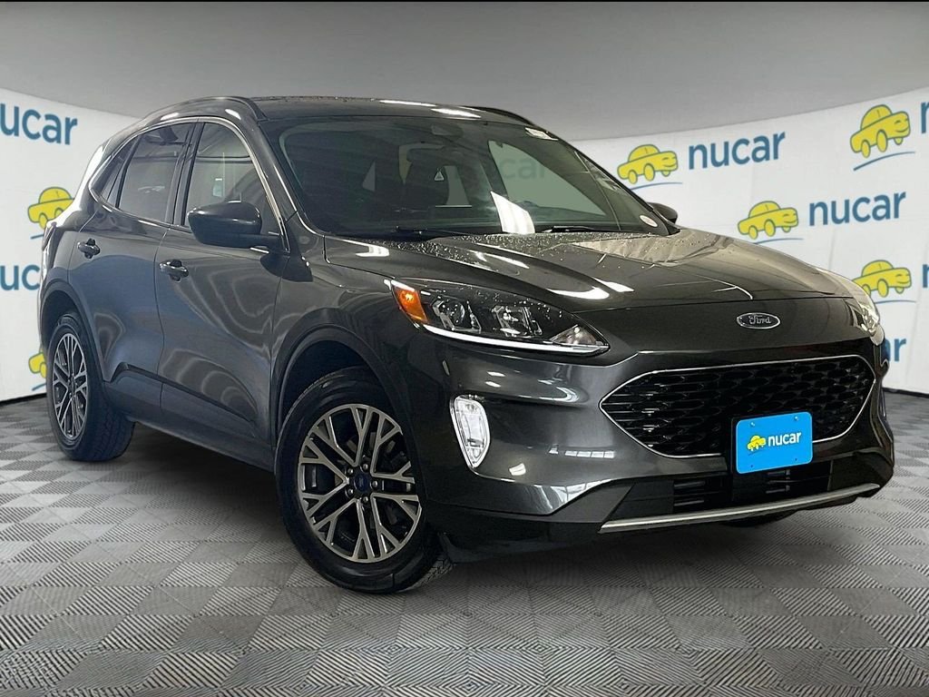 Used 2020 Gray Ford SEL image 1
