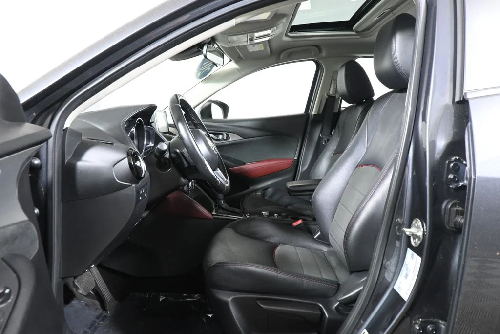 Used 2017 Gray Mazda Grand Touring image 3
