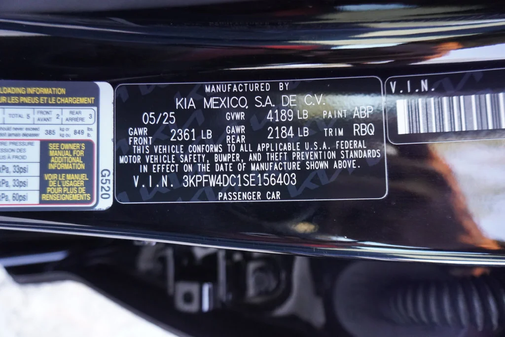 Used 2025 Black Kia GT-Line Turbo image 39