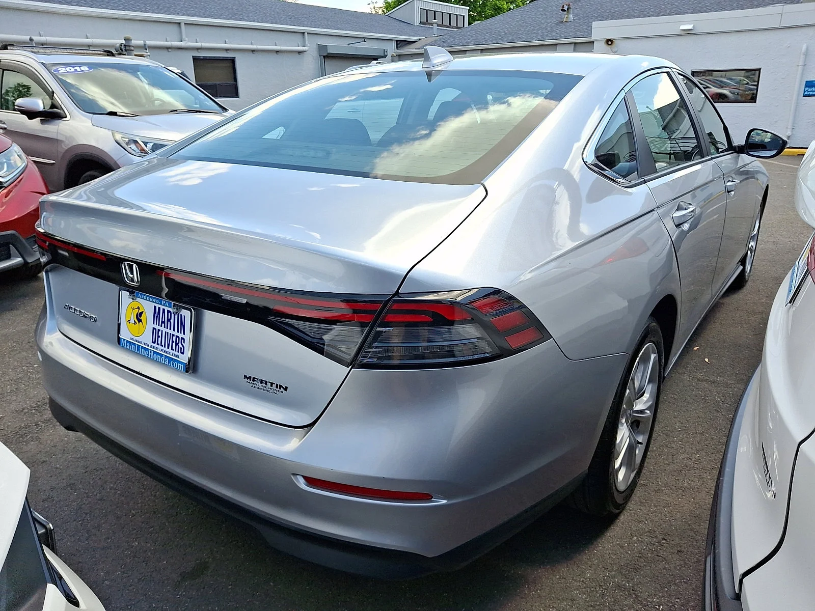 2025 Honda Accord LX - Photo 34