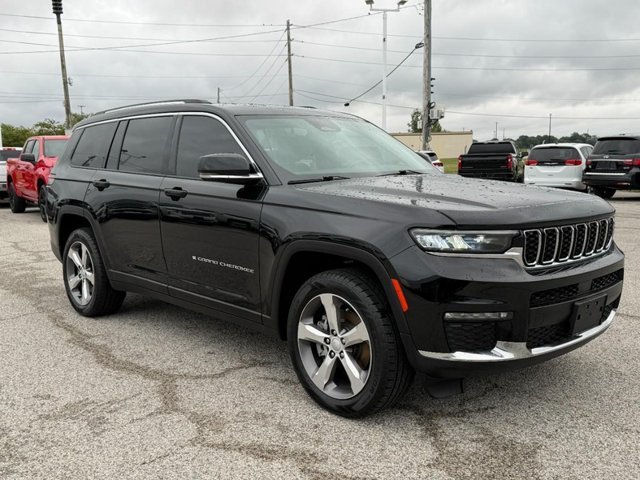 Used 2021 Black Jeep Limited 4x4 image 8