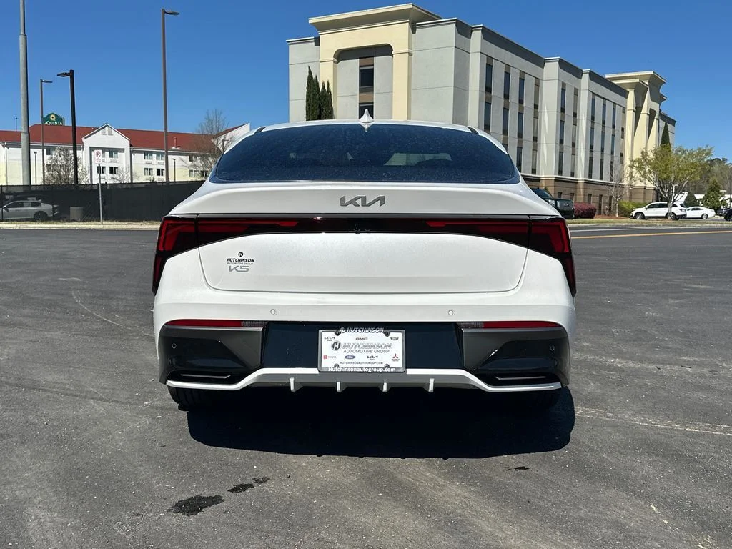 New 2026 White Kia LXS image 6