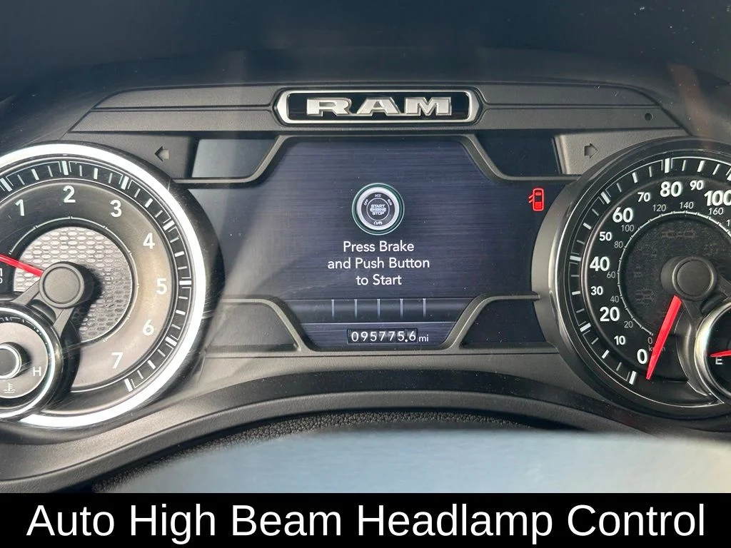 Used 2019 Black Ram Laramie image 19