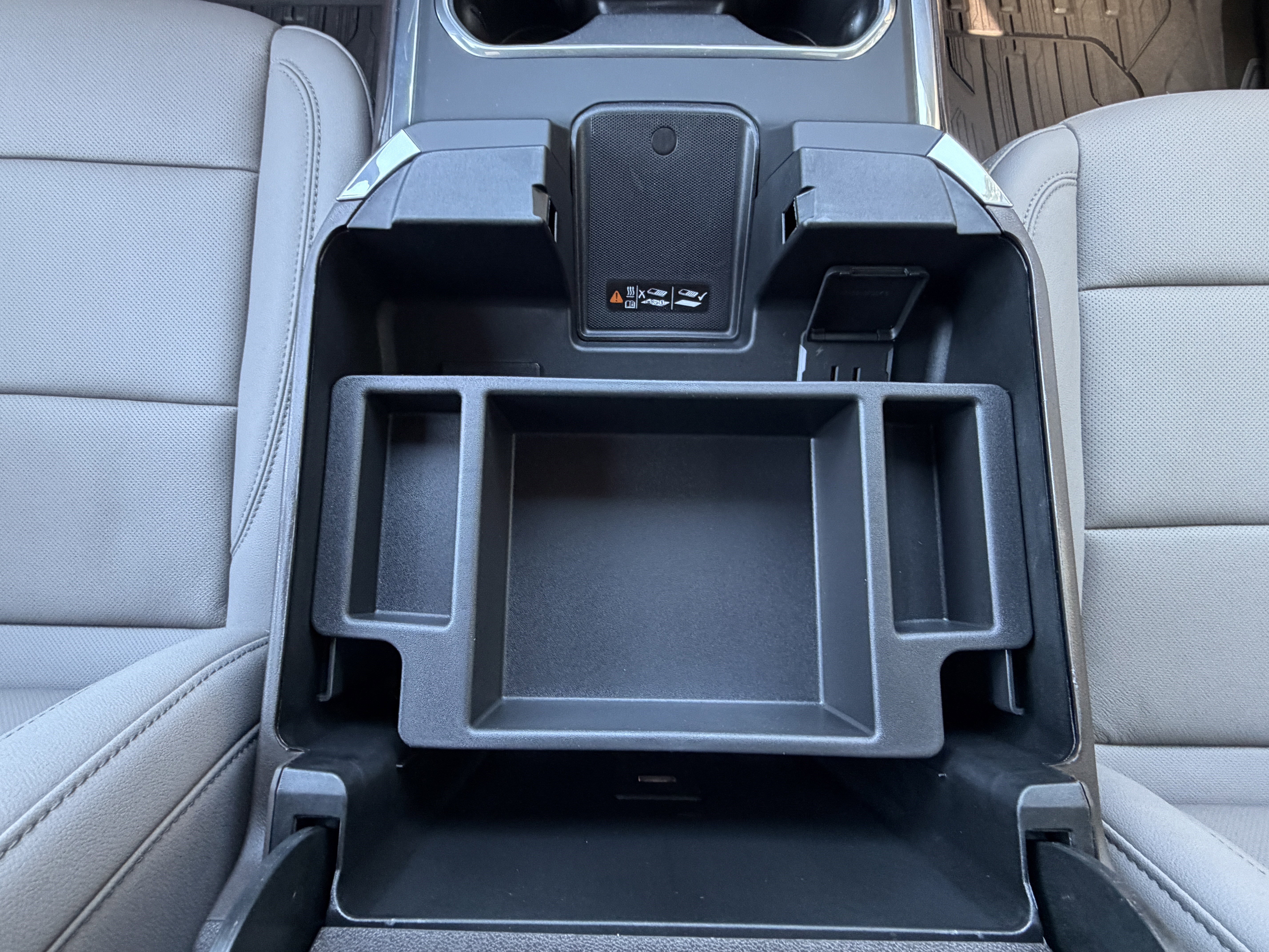 New 2026 Summit White GMC SLT image 27