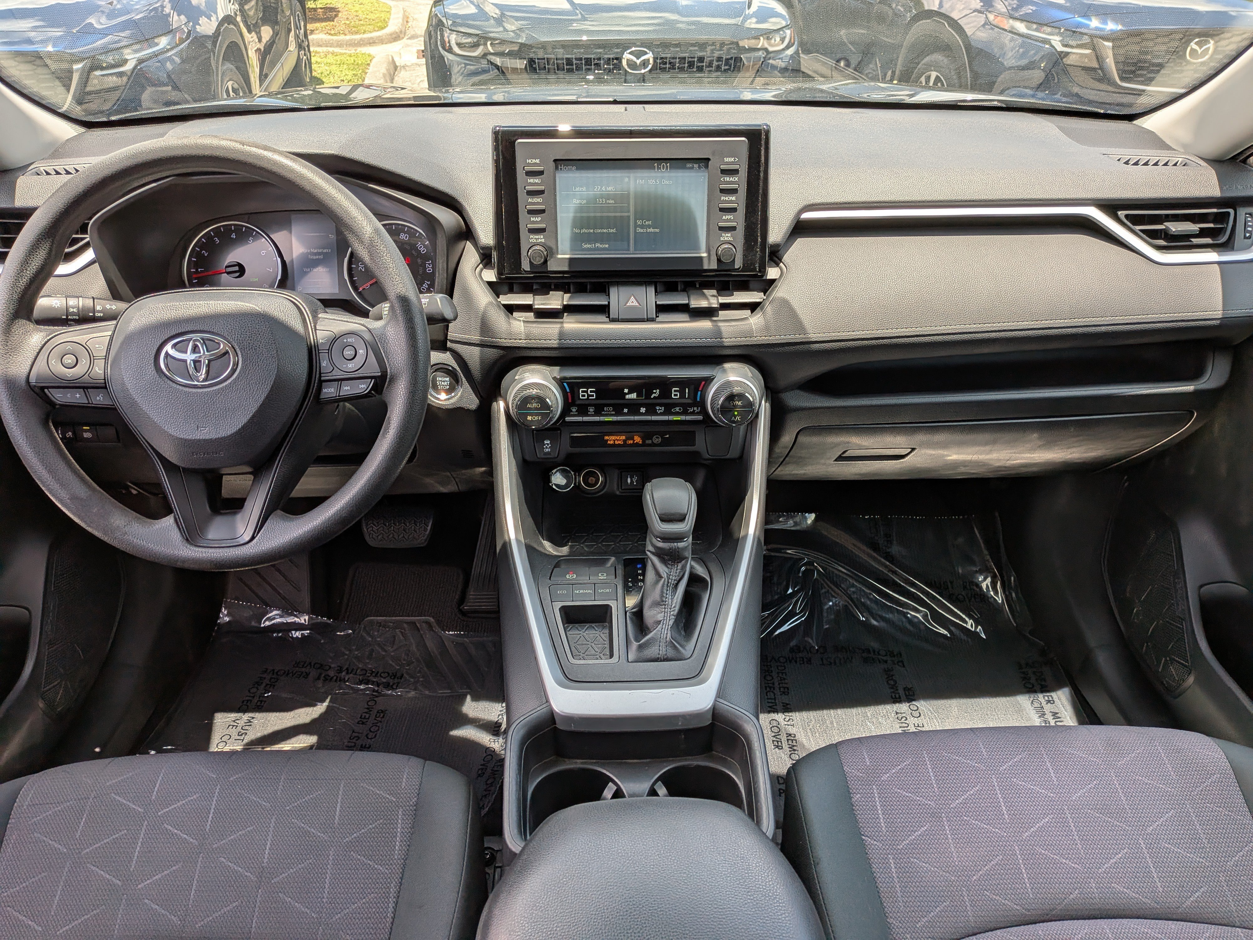 2019 Toyota RAV4 XLE - Photo 16