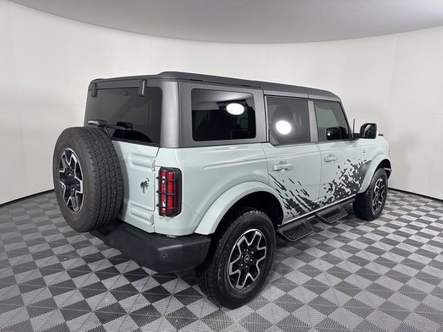 Used 2023 Green Ford Base image 3