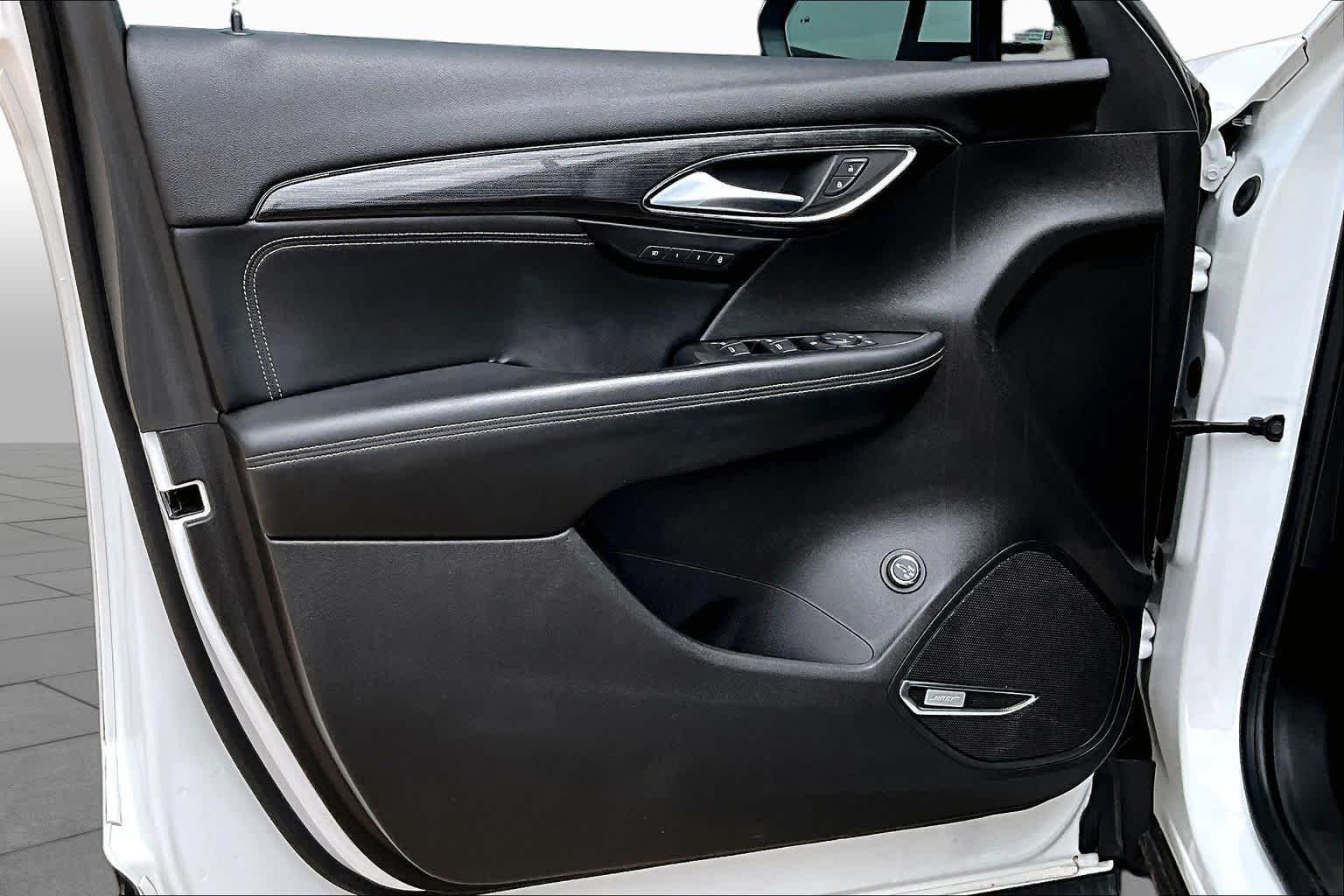 2021 Buick Envision Essence - Photo 12