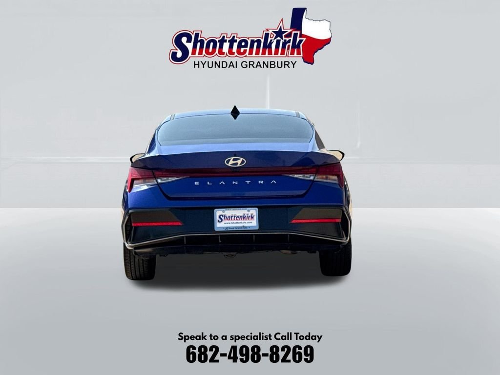 Used 2024 Blue Hyundai SEL image 7