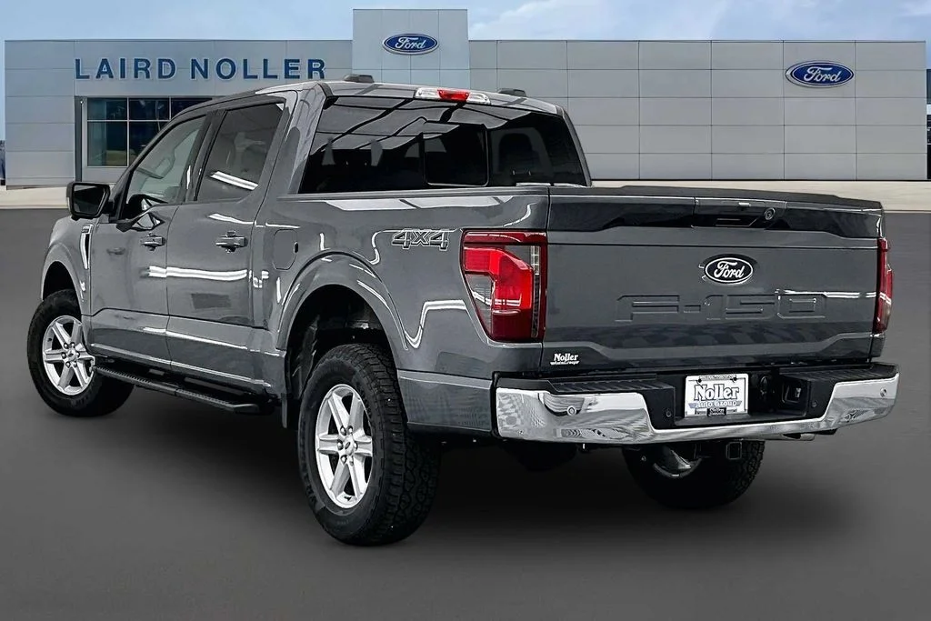 New 2026 Gray Metallic Ford XLT image 3