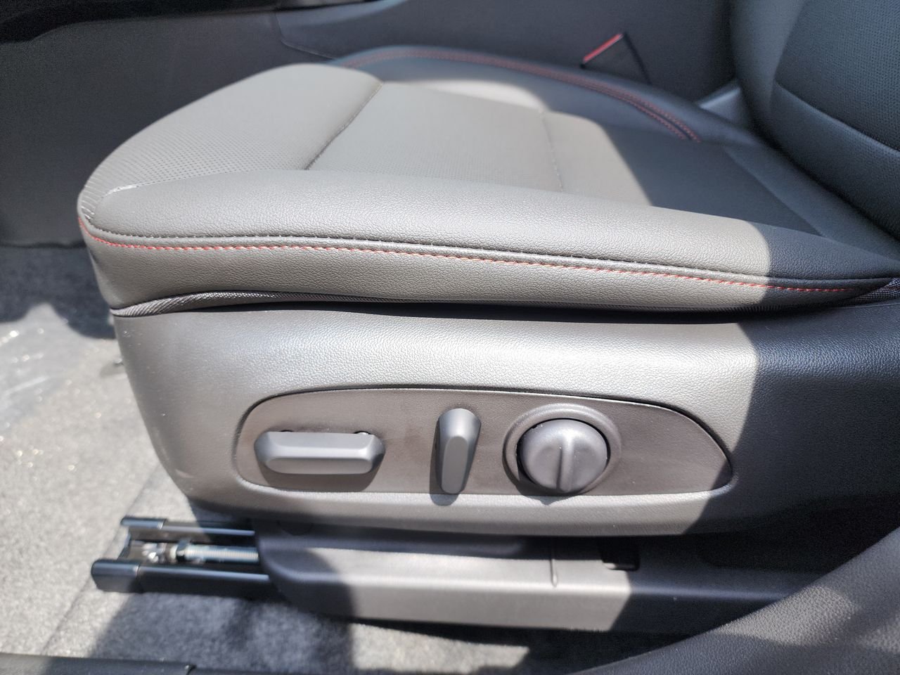 New 2026 Sterling Gray Metallic Chevrolet 2RS image 12