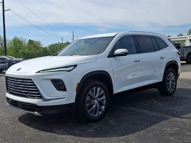 New 2026 Summit White Buick Preferred image 3