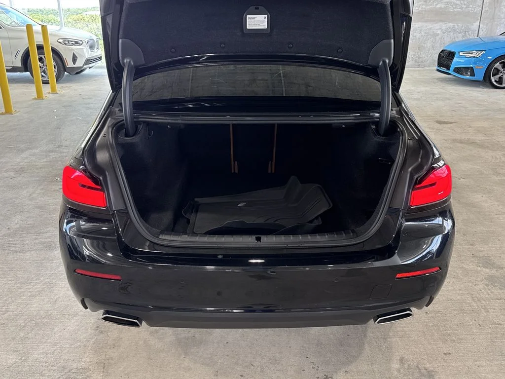 Used 2023 Black BMW 530i image 13