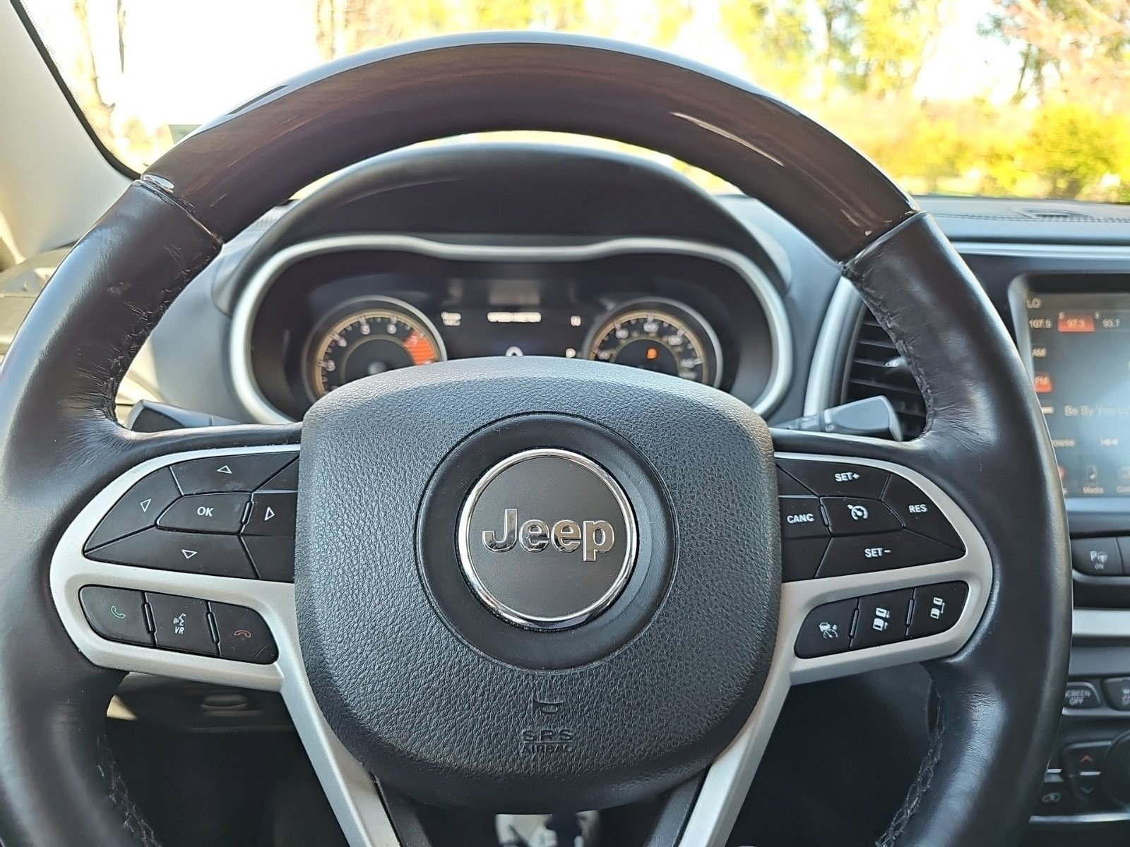 Used 2017 Deep Cherry Red Crystal Pearlcoat Jeep Overland image 19