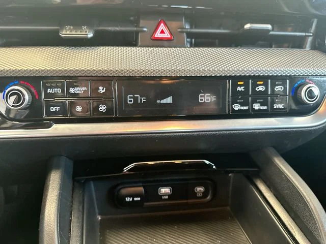 Used 2023 Black Kia LX image 18