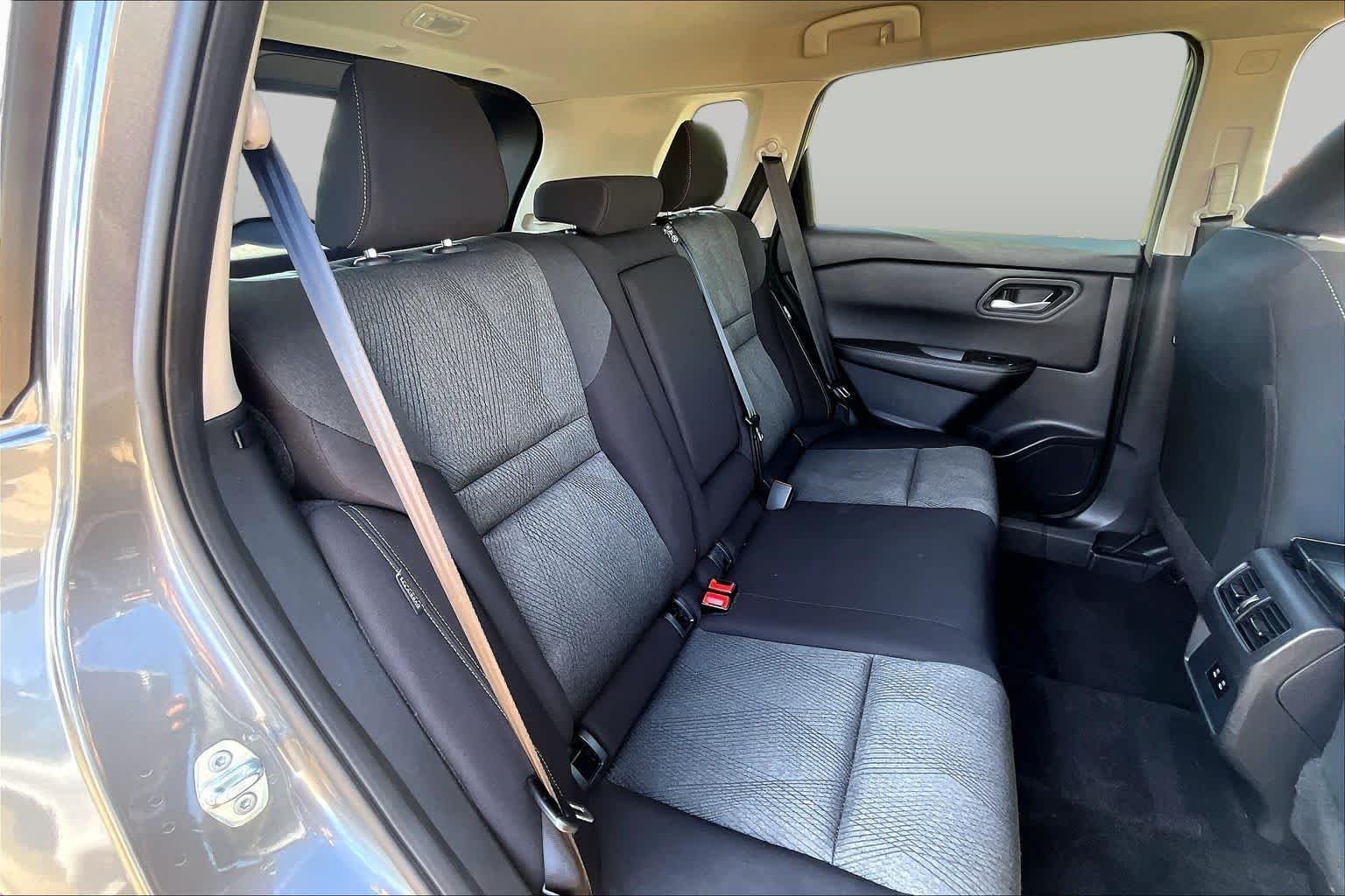 Used 2024 Gun Metallic Nissan SV image 21