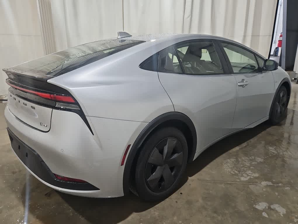 Used 2025 Cutting Edge Toyota LE image 6