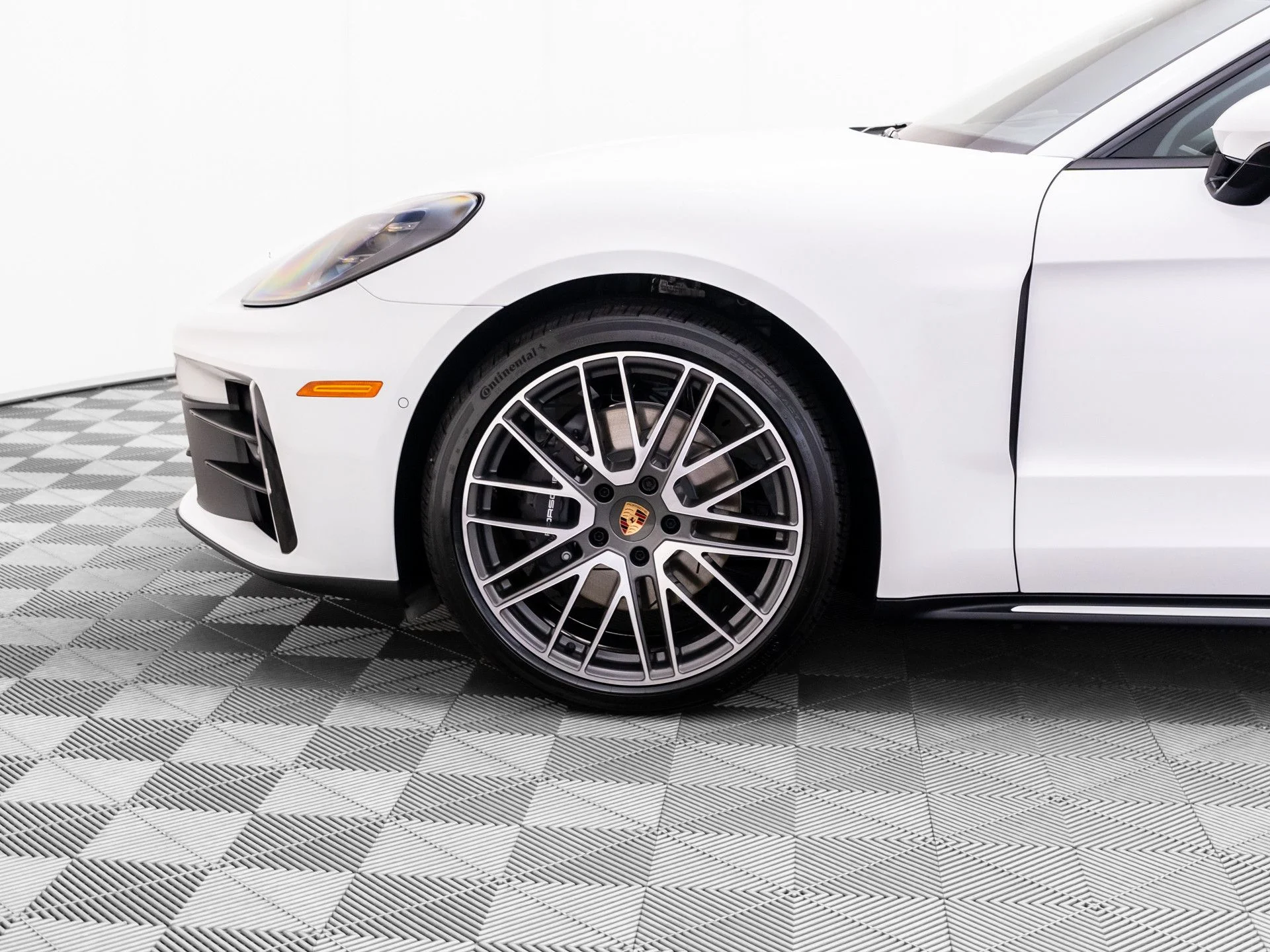 New 2026 White Porsche 4 image 36