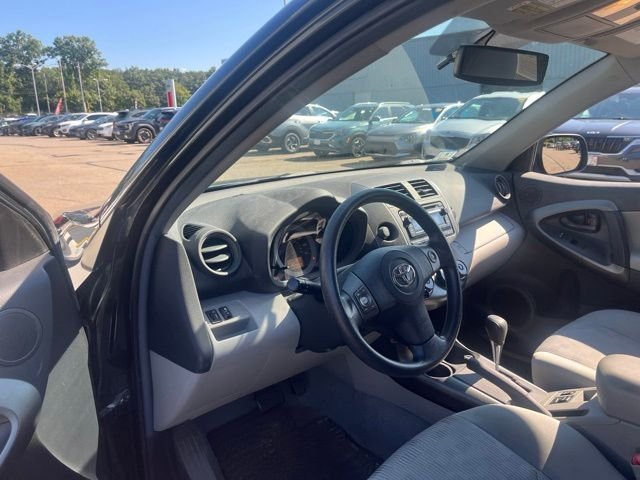 Used 2012 Green Toyota Base image 11