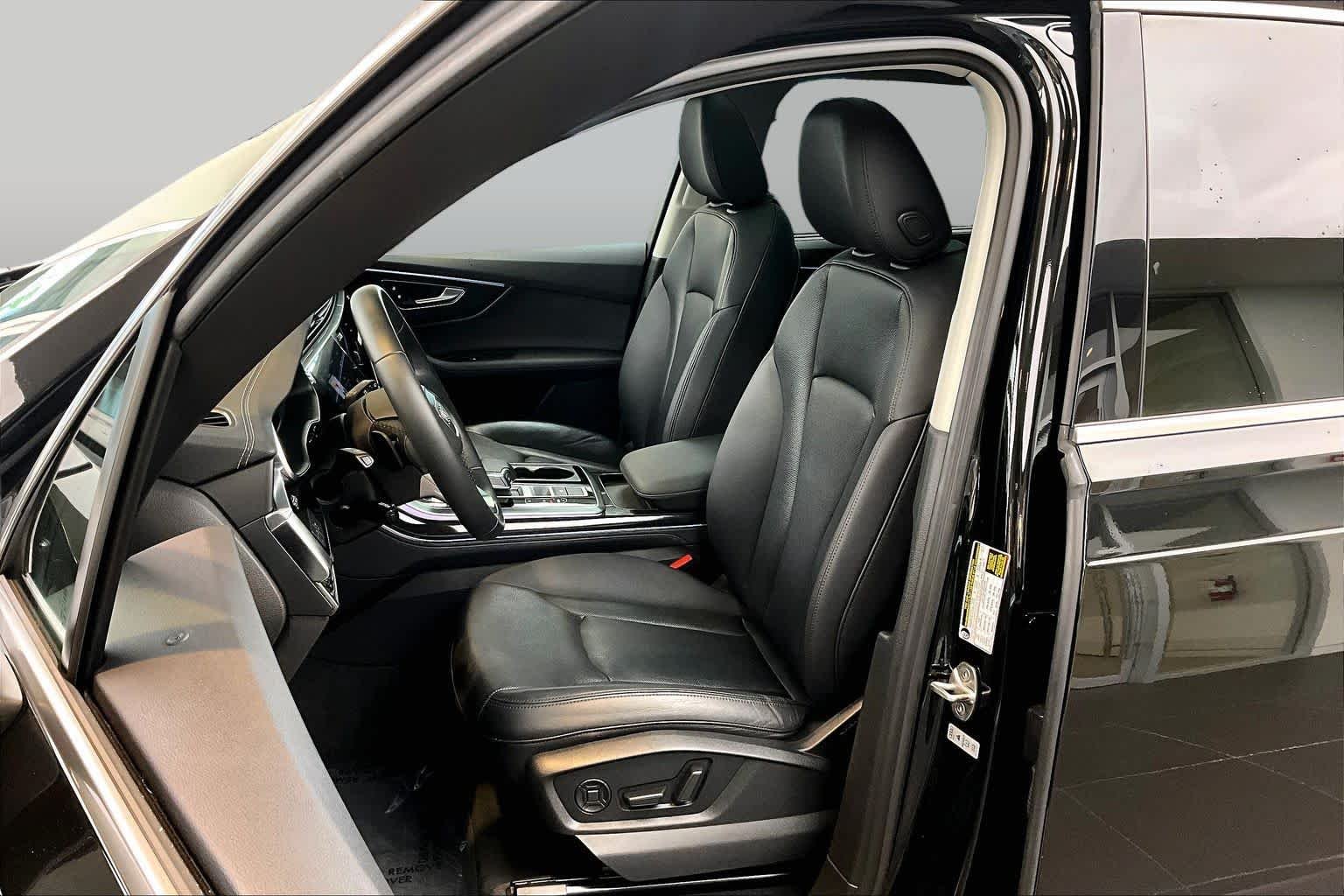 Used 2023 Mythos Black Metallic Audi Premium Plus image 8