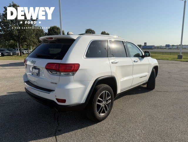 Used 2017 Bright White Clearcoat Jeep Limited image 7