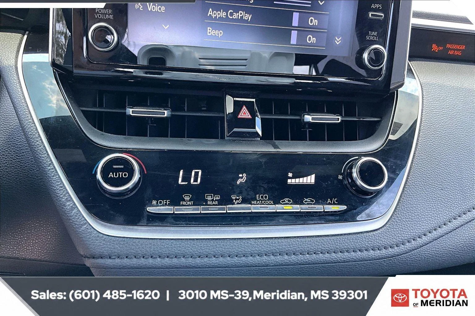 Used 2020 Celestite Gray Metallic Toyota SE image 22