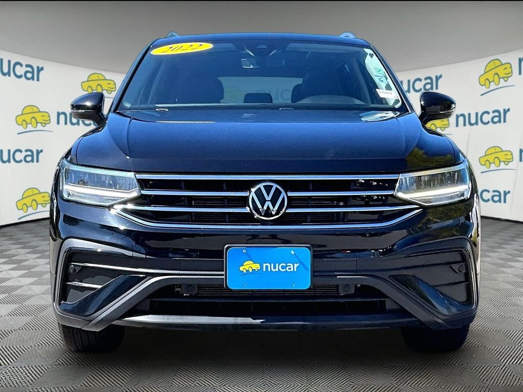 Used 2022 Black Volkswagen 2.0T SE image 2