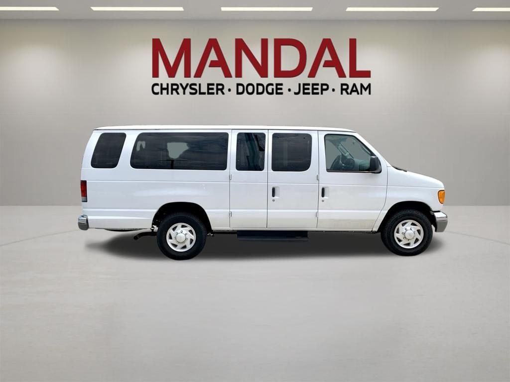 Used 2003 White Ford  image 5
