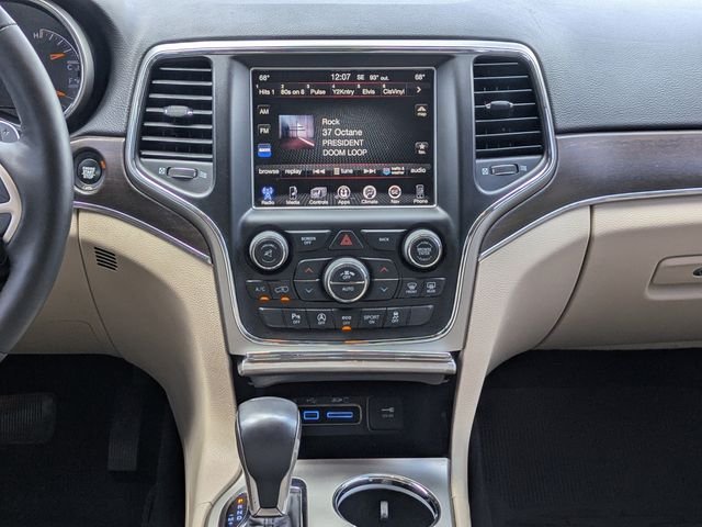 Used 2016 Beige Jeep Limited image 22