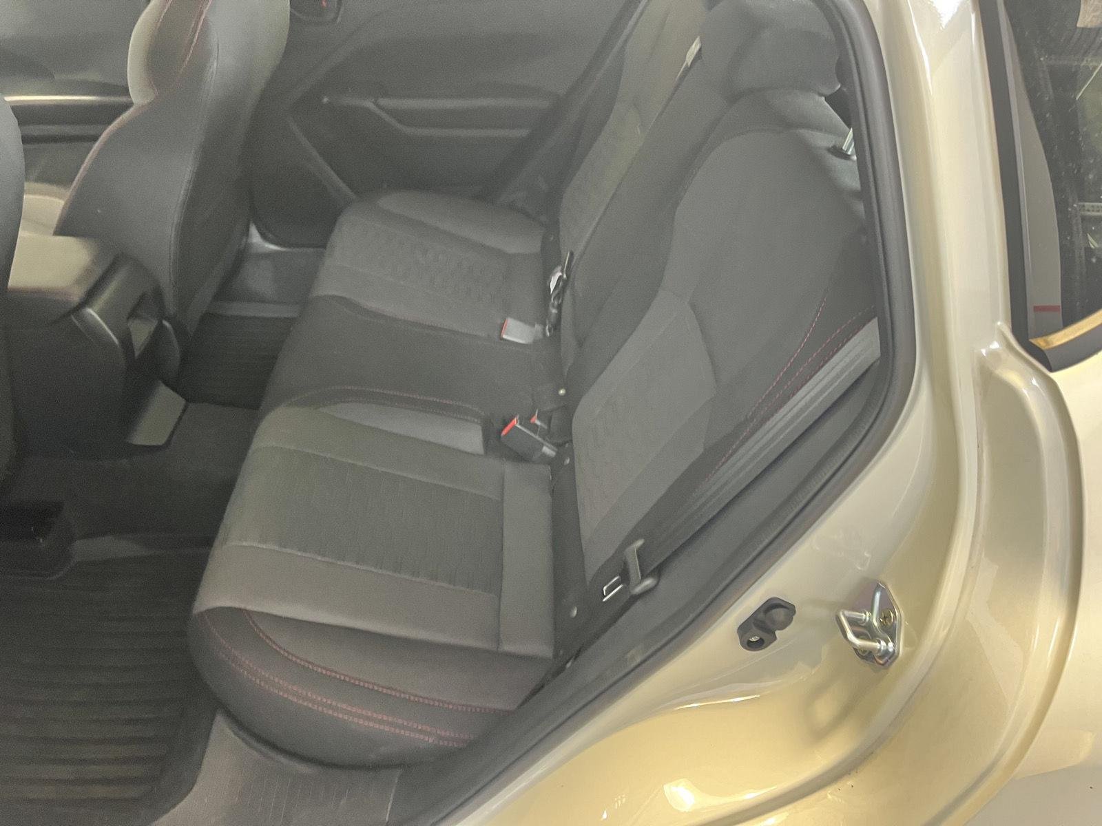 Used 2024  Subaru Sport image 19